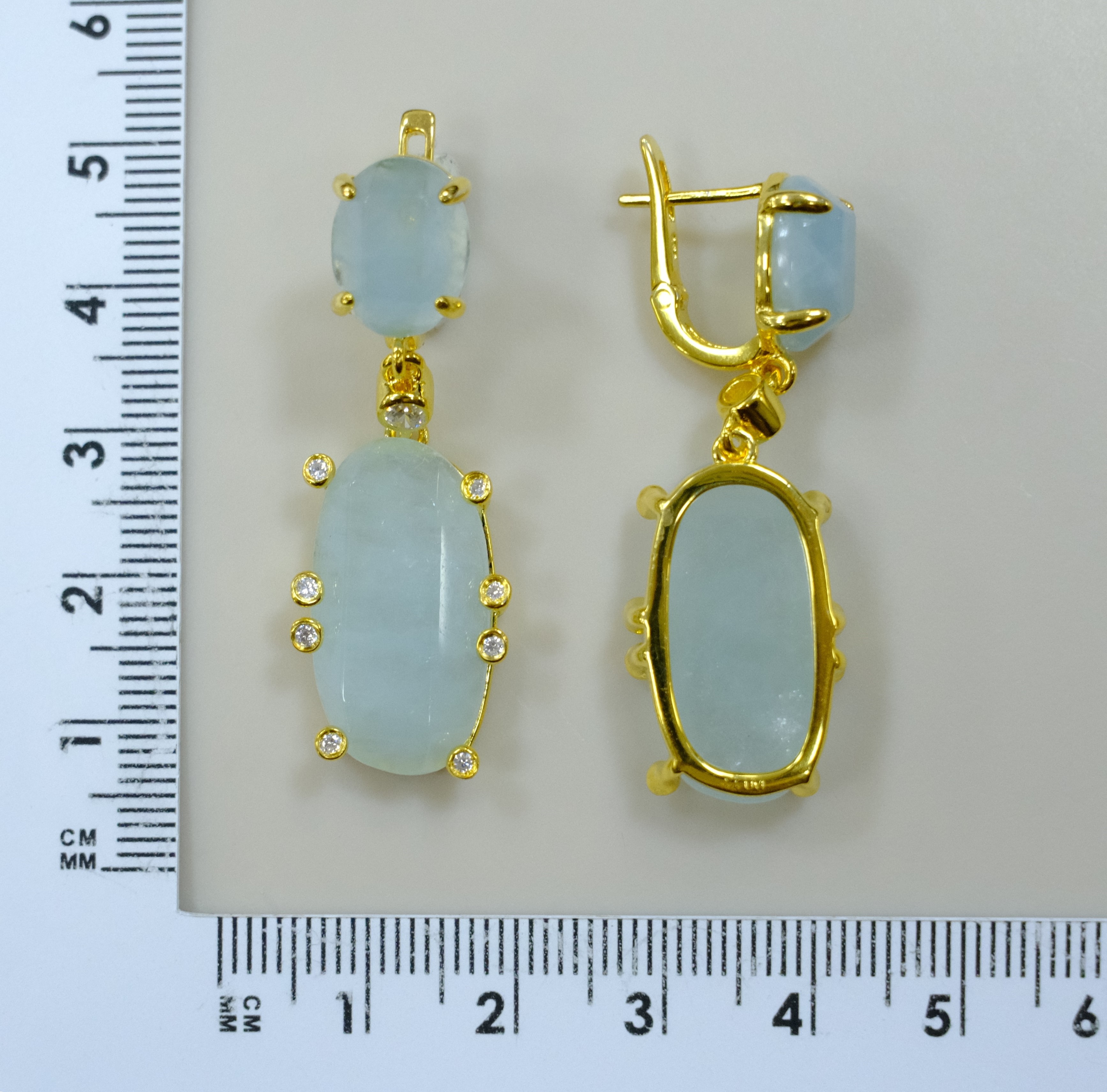 Серебряные серьги с аквамаринами
